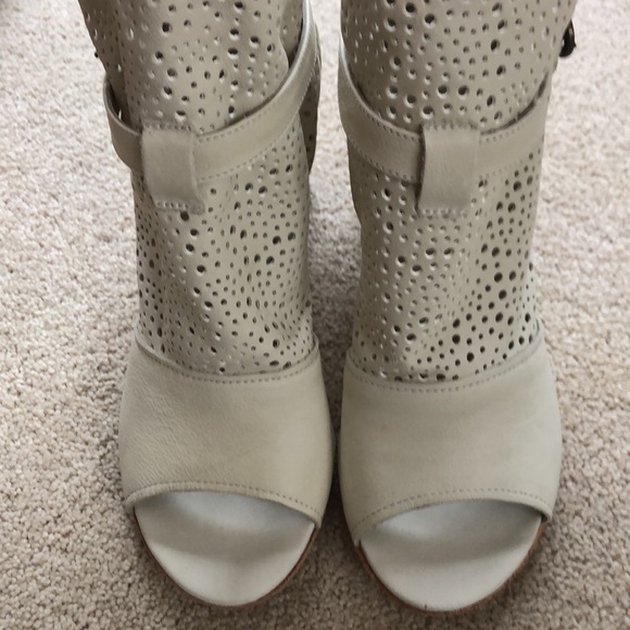 Latitude Femme Perforated Leather Peep Toe Booties - Picture 2 of 9
